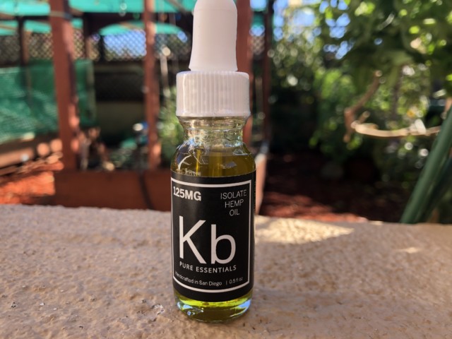 Distinctions Between CBD and THC